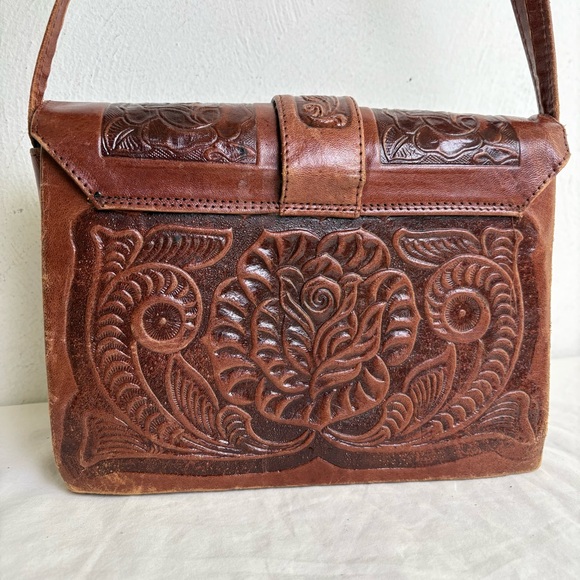 Vintage Handmade Mexico Tooled Leather Floral Boho Bag Purse Butterflies Rose - Picture 4 of 16